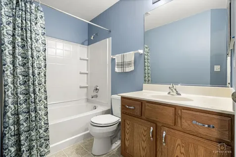 1243 Derry Lane Pingree Grove IL 60140