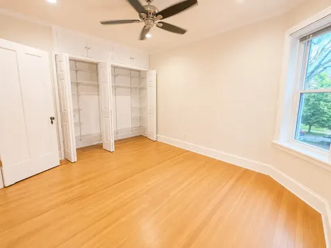 2044 West Farragut Avenue Chicago IL 60625