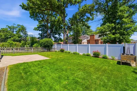 9523 Laramie Avenue Skokie IL 60077