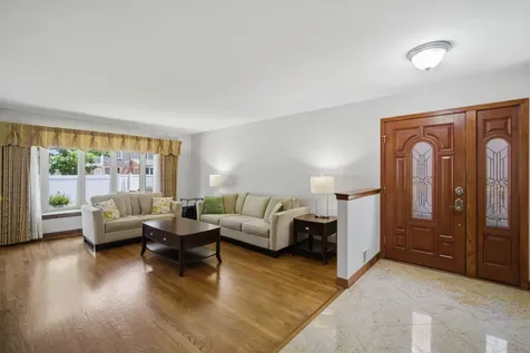9523 Laramie Avenue Skokie IL 60077