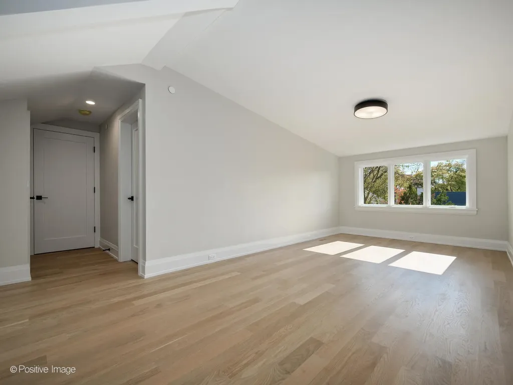 1917 Washington Avenue Wilmette IL 60091