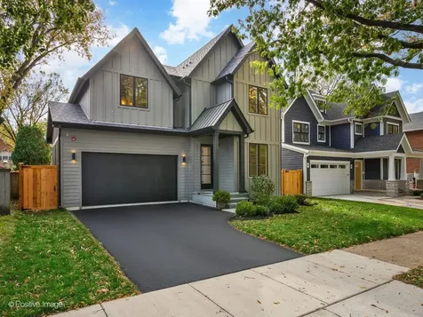 1917 Washington Avenue Wilmette IL 60091