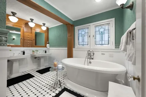 215 Prospect Avenue Highland Park IL 60035