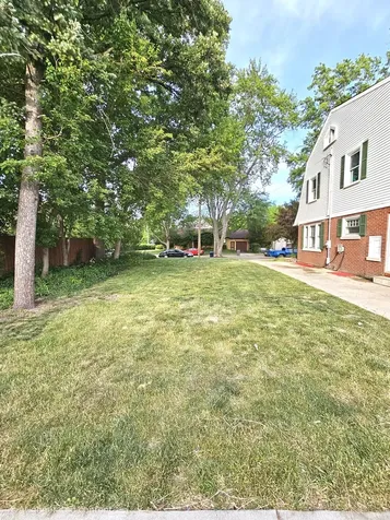 186 North Du Bois Avenue Elgin IL 60123