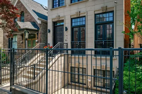 1633 North Wolcott Avenue Chicago IL 60622