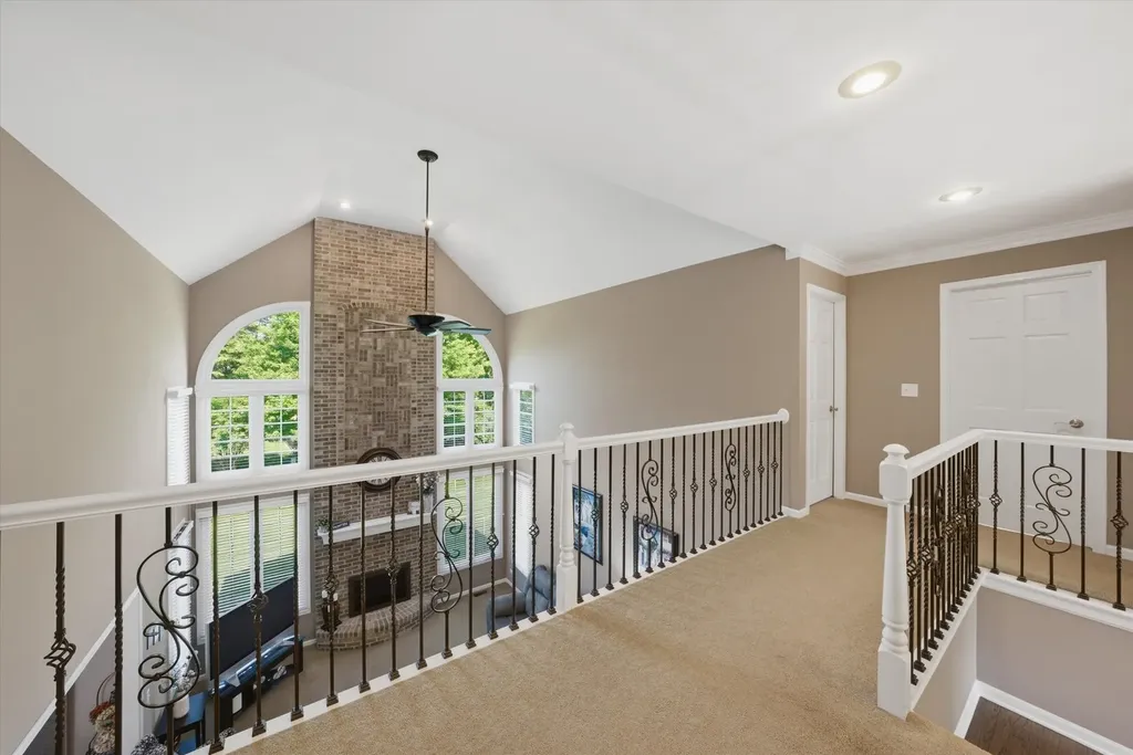 1592 Jeanel Lane Aurora IL 60502