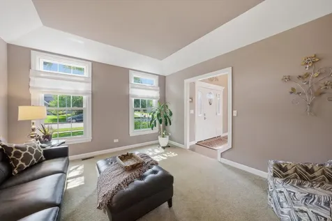 1592 Jeanel Lane Aurora IL 60502