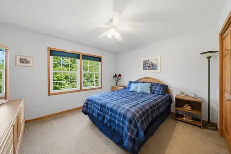 1592 Jeanel Lane Aurora IL 60502