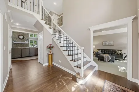 1592 Jeanel Lane Aurora IL 60502