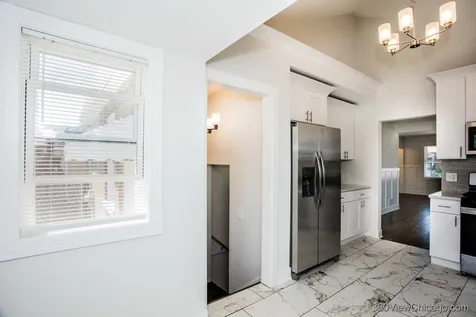 10601 South Peoria Street Chicago IL 60643