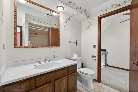 72 Marina Drive Des Plaines IL 60016