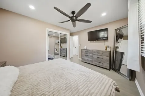 120 Terry Drive Sugar Grove IL 60554