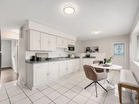 6036 Springside Avenue Downers Grove IL 60516