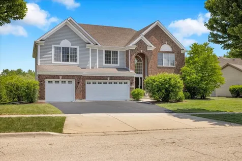 5 Covington Court Algonquin IL 60102