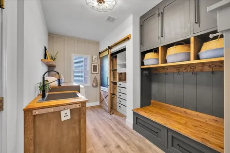 5 Covington Court Algonquin IL 60102
