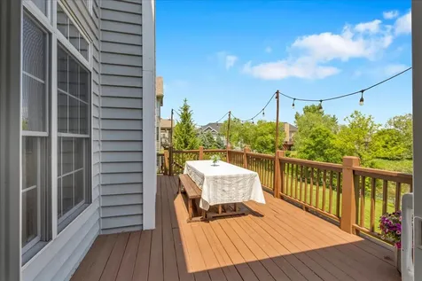 5 Covington Court Algonquin IL 60102