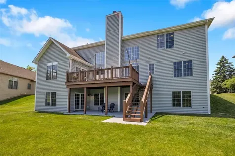 5 Covington Court Algonquin IL 60102