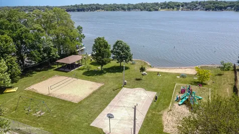 8315 Ramble Road Wonder Lake IL 60097