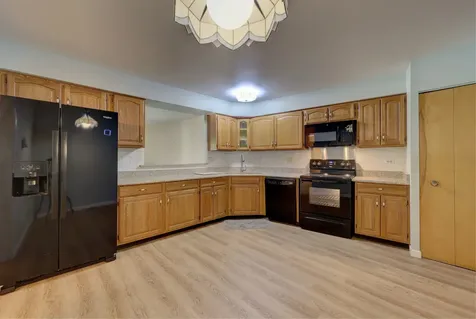 1030 South Fernandez Avenue Arlington Heights IL 60005