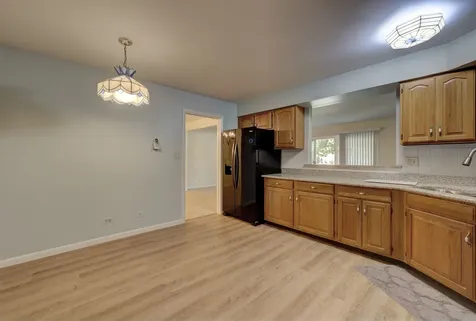 1030 South Fernandez Avenue Arlington Heights IL 60005