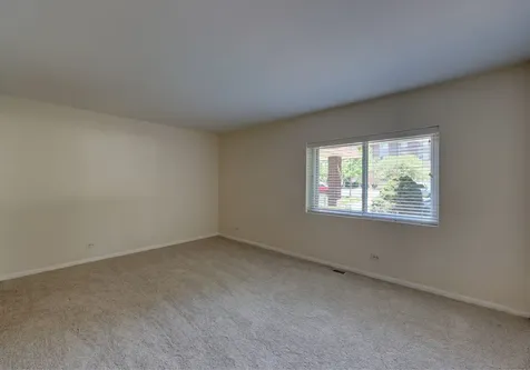 1030 South Fernandez Avenue Arlington Heights IL 60005