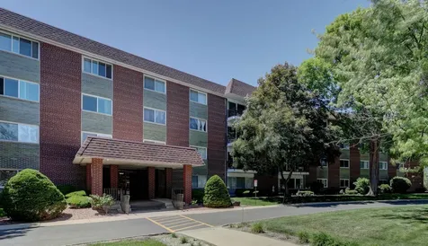 1030 South Fernandez Avenue Arlington Heights IL 60005