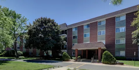 1030 South Fernandez Avenue Arlington Heights IL 60005