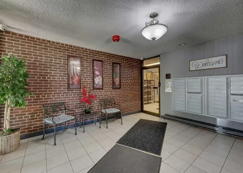 1030 South Fernandez Avenue Arlington Heights IL 60005