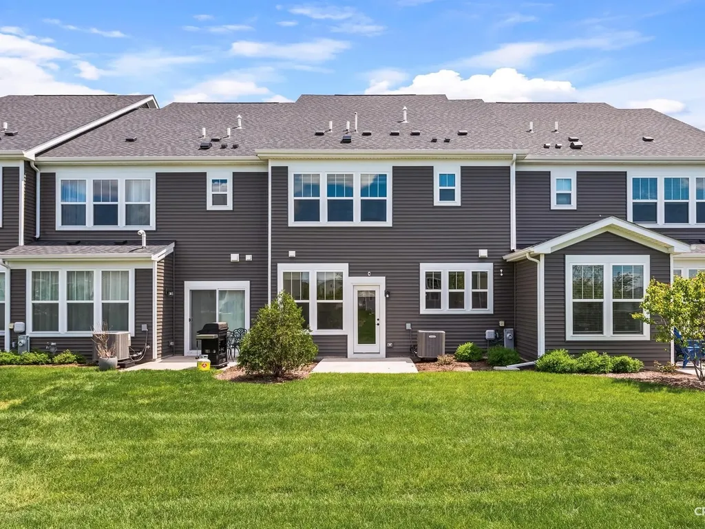 12764 South Nicholas Drive Plainfield IL 60585
