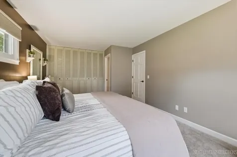 10 Shermead Road Montgomery IL 60538