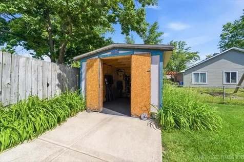 10 Shermead Road Montgomery IL 60538