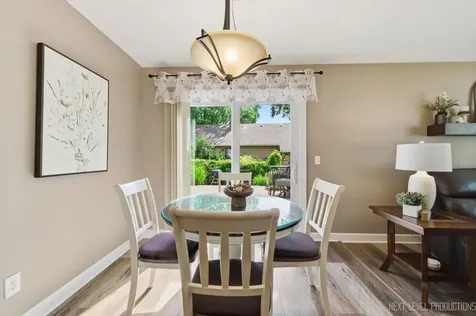 10 Shermead Road Montgomery IL 60538