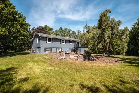 6N841 Longacre Drive St. Charles IL 60175