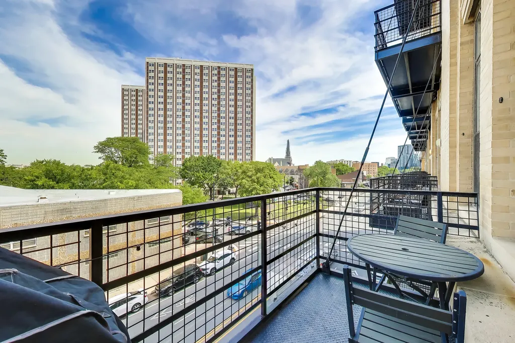 1645 West Ogden Avenue Chicago IL 60612
