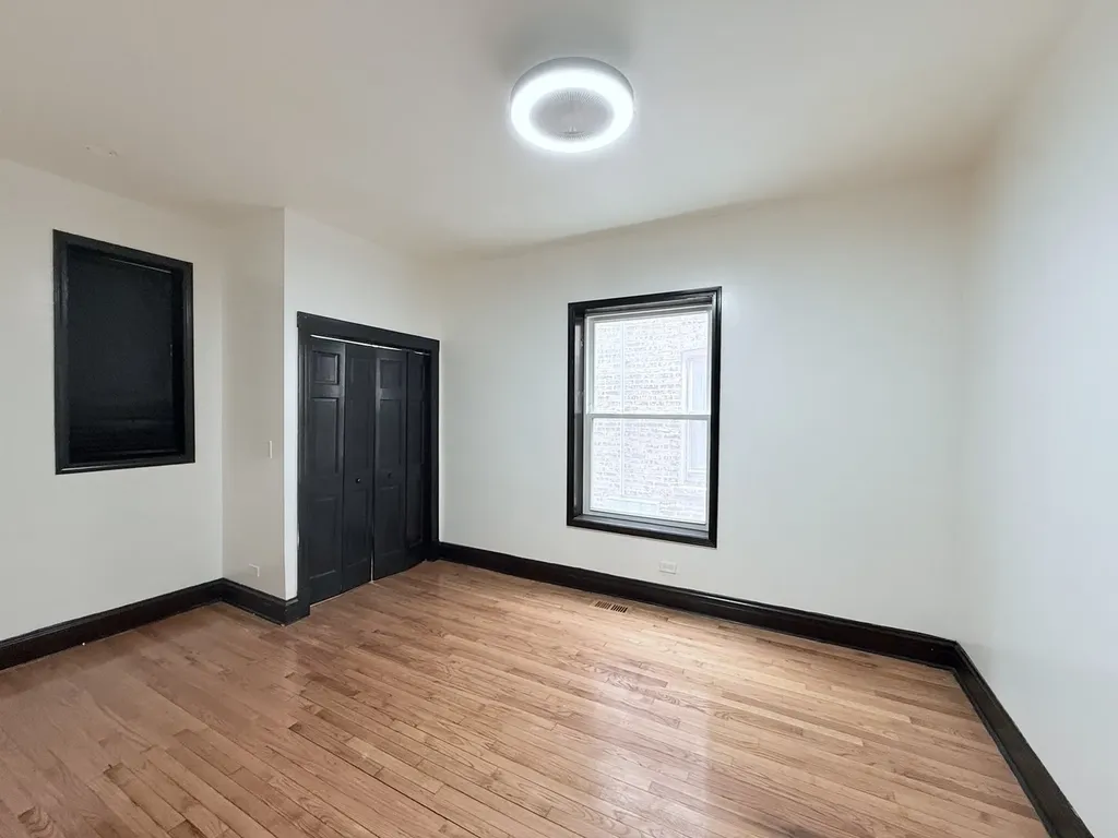 7924 South Peoria Street Chicago IL 60620