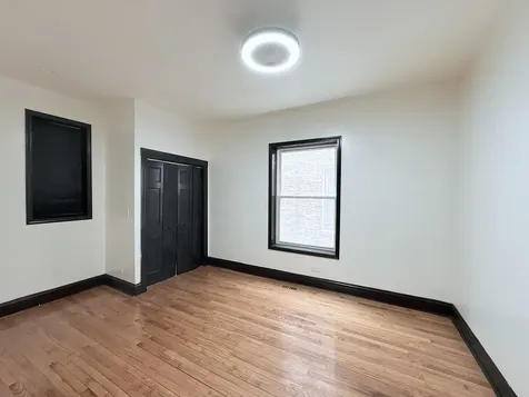 7924 South Peoria Street Chicago IL 60620