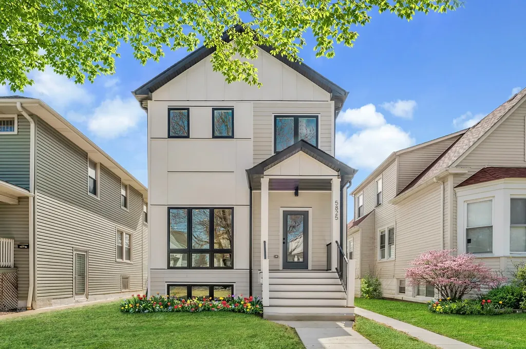 5825 West Byron Street Chicago IL 60634