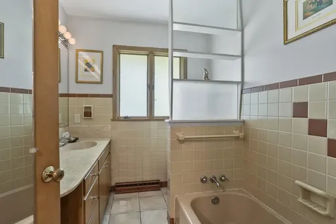 407 G H Baker Drive Urbana IL 61801