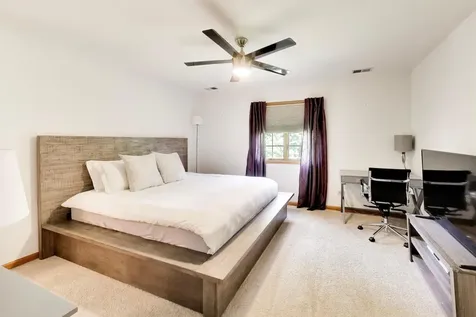 214 Red Bud Circle Sleepy Hollow IL 60118