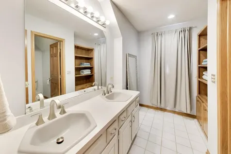 214 Red Bud Circle Sleepy Hollow IL 60118