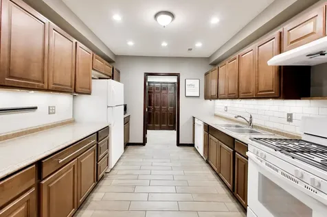 214 Red Bud Circle Sleepy Hollow IL 60118