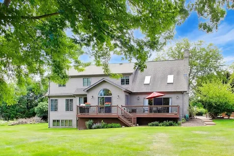214 Red Bud Circle Sleepy Hollow IL 60118