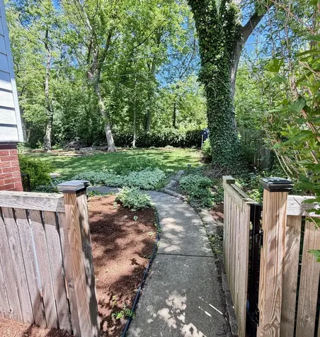 661 North Wren Avenue Palatine IL 60067