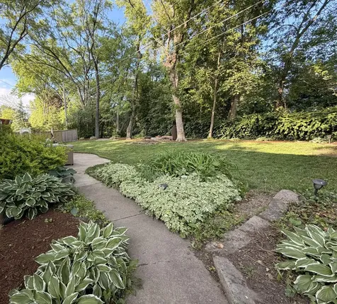 661 North Wren Avenue Palatine IL 60067