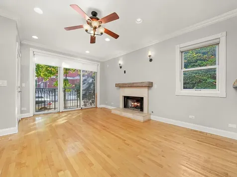 2430 West Iowa Street Chicago IL 60622