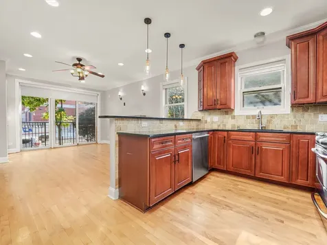 2430 West Iowa Street Chicago IL 60622