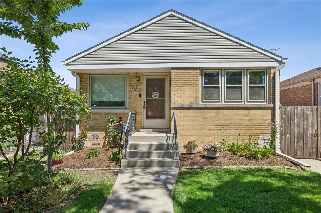 7542 West Bryn Mawr Avenue Chicago IL 60631