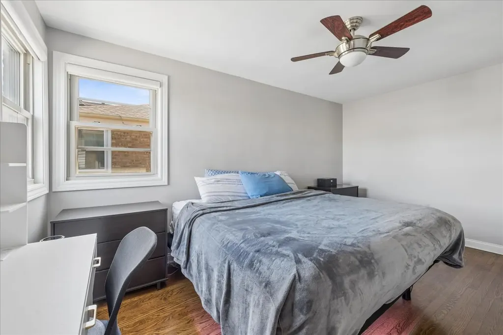 7542 West Bryn Mawr Avenue Chicago IL 60631