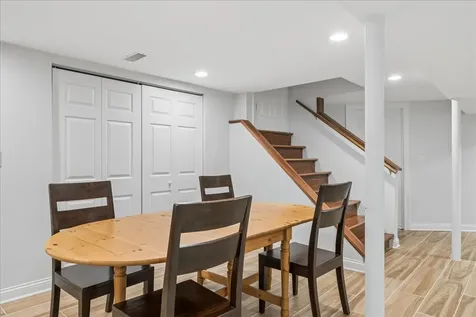 7542 West Bryn Mawr Avenue Chicago IL 60631