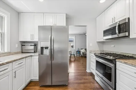 7542 West Bryn Mawr Avenue Chicago IL 60631